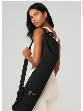 ALO Yoga Black Yoga Mat Sling Bag - Carry Strap